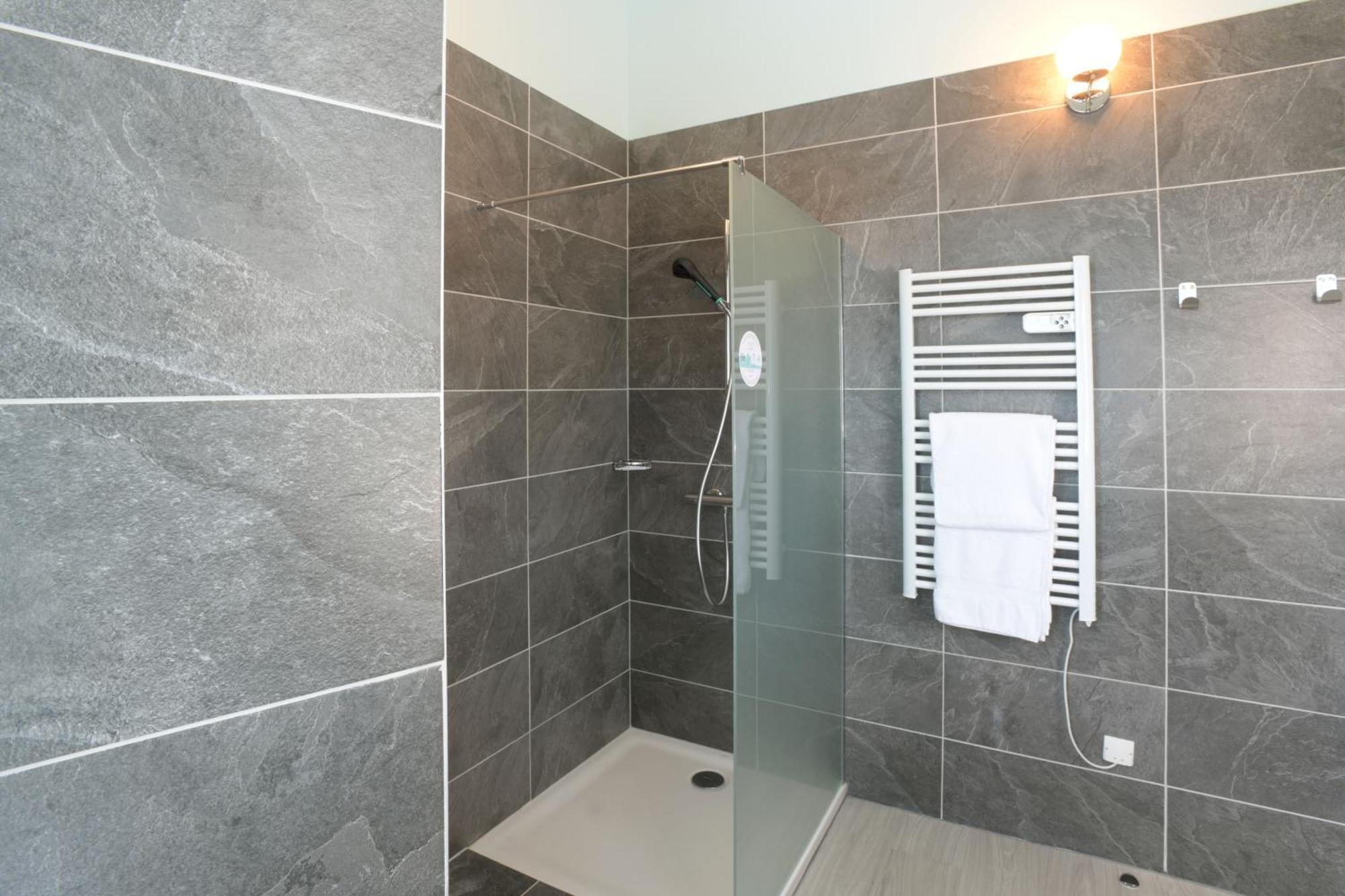 Au Cheval Blanc - Appartement Familial 6P Parking Prive Proche Colmar Centre Exterior photo